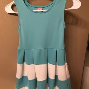 Beautiful girls dress from copper key size 8